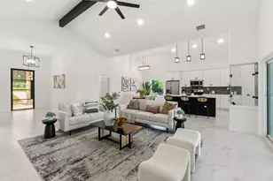 418 Bedford Dr, Spicewood, TX 78669 - Photo 7