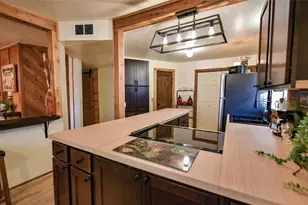 507 W Fawn St, Caldwell, TX 77836 - Photo 9