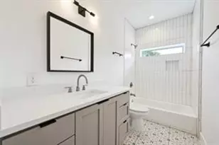 504 Normandy St, Austin, TX 78745 - Photo 11
