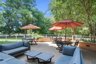 54 Rainey St, Austin, TX 78701 - Photo 21