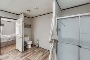 130 Zafiro Ln, Del Valle, TX 78617 - Photo 19