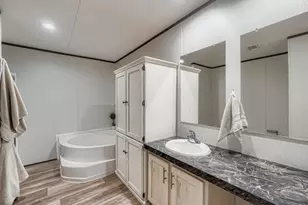 130 Zafiro Ln, Del Valle, TX 78617 - Photo 17