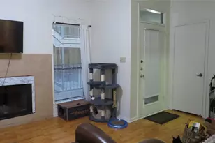 1910 Robbins Pl, Austin, TX 78705 - Photo 7