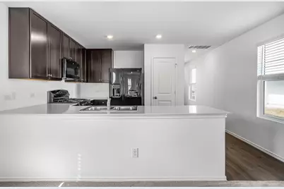 61 Trinity Circle, Lockhart, TX 78644 - Photo 3