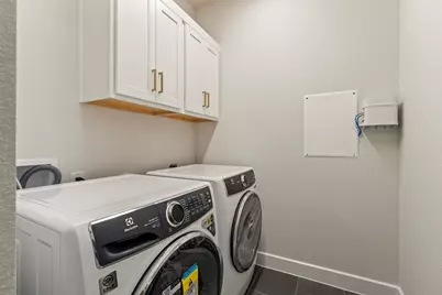 1057 Brickell Loop, Austin, TX 78744 - Photo 19