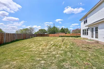 113 Bexar Forest Cove, Elgin, TX 78621 - Photo 27