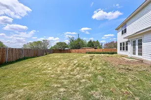 113 Bexar Forest Cove, Elgin, TX 78621 - Photo 27