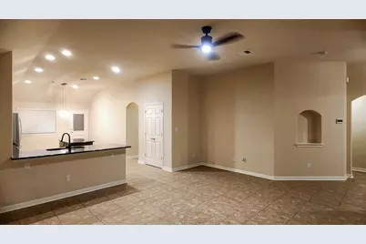 705 Wiltshire Drive, Hutto, TX 78634 - Photo 5