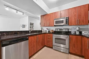 54 Rainey St, Austin, TX 78701 - Photo 5