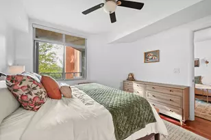 54 Rainey St, Austin, TX 78701 - Photo 15