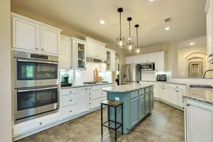308 Duffy Ln, Austin, TX 78738 - Photo 9