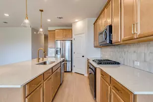 308 Marvins Bnd, Georgetown, TX 78626 - Photo 7