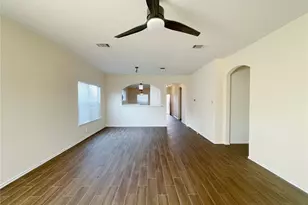 18208 Maxa Dr, Manor, TX 78653 - Photo 5