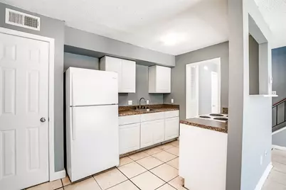 2215 Missionhill Drive #104, Austin, TX 78741 - Photo 5