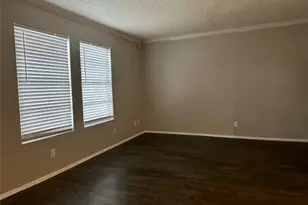 5426 Menchaca Rd, Austin, TX 78745 - Photo 3