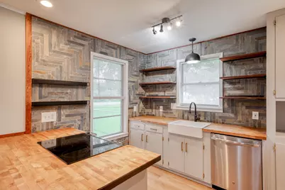 707 N Main Street, Elgin, TX 78621 - Photo 13