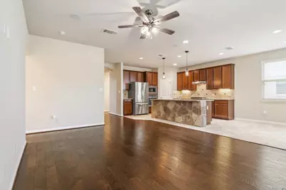 1013 Fred Couples Court, Round Rock, TX 78664 - Photo 11