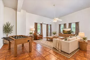111 Post Oak Dr, Elgin, TX 78621 - Photo 15