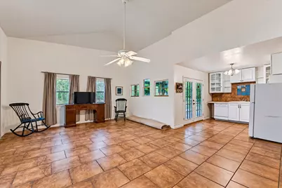 111 Post Oak Drive, Elgin, TX 78621 - Photo 39