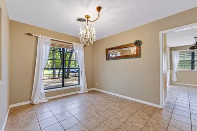 111 Post Oak Drive, Elgin, TX 78621 - Photo 9