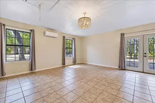 111 Post Oak Dr, Elgin, TX 78621 - Photo 29