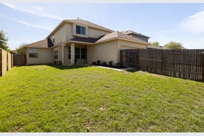 222 Sycamore Street, Georgetown, TX 78633 - Photo 29