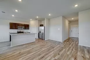 167 McNamara Ct, Jarrell, TX 76537 - Photo 3