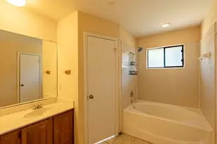 2403 Monarch Dr, Austin, TX 78748 - Photo 11