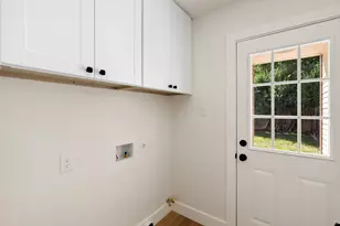 12410 Deer Falls Dr, Austin, TX 78729 - Photo 11