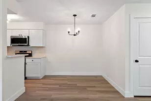 12410 Deer Falls Dr, Austin, TX 78729 - Photo 9