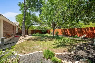 209 El Rio Dr, Lakeway, TX 78734 - Photo 35