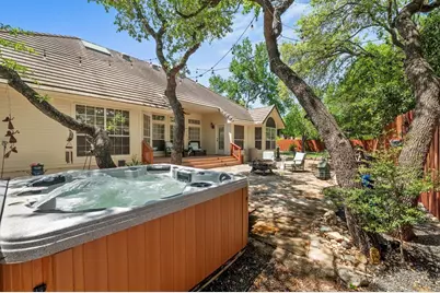 209 El Rio Drive, Lakeway, TX 78734 - Photo 9