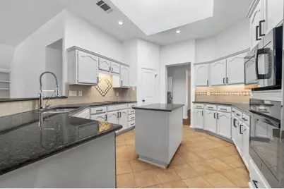 209 El Rio Drive, Lakeway, TX 78734 - Photo 7