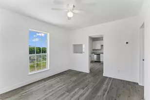 255 Foothill Rd, Bastrop, TX 78602 - Photo 5