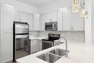 1900 Barton Springs Rd, Austin, TX 78704 - Photo 5