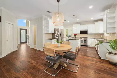 10321 Indigo Broom Loop, Austin, TX 78733 - Photo 9