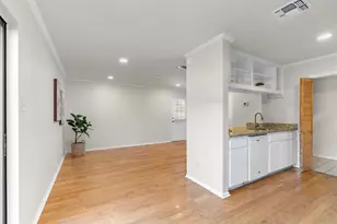 900 Taulbee Ln, Austin, TX 78757 - Photo 3