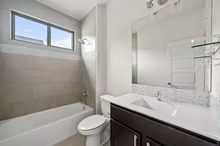 1160 Nickols Ave, Austin, TX 78721 - Photo 29