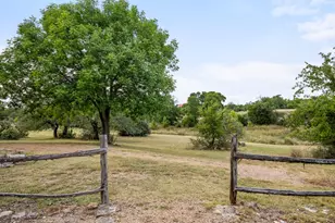 401 Clear Creek Ln, Fredericksburg, TX 78624 - Photo 31
