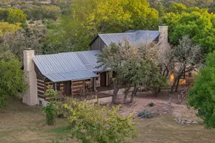 401 Clear Creek Ln, Fredericksburg, TX 78624 - Photo 1