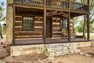 401 Clear Creek Ln, Fredericksburg, TX 78624 - Photo 3