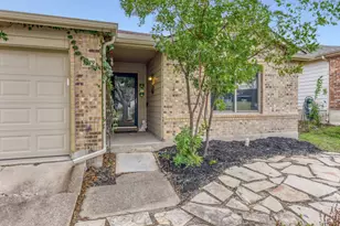 1319 Belmont Dr, San Marcos, TX 78666 - Photo 3