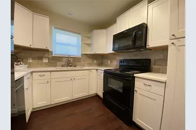 6600 Valleyside Road #B-6, Austin, TX 78731 - Photo 7