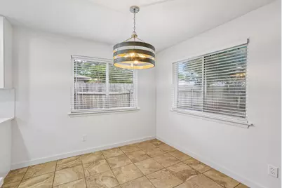 11311 Prairie Dog Trail, Austin, TX 78750 - Photo 13