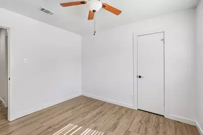 11311 Prairie Dog Trail, Austin, TX 78750 - Photo 31