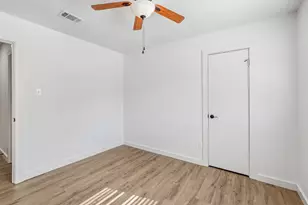 11311 Prairie Dog Trail, Austin, TX 78750 - Photo 31