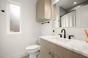 3506 Pennsylvania Ave, Austin, TX 78721 - Photo 25
