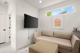 3506 Pennsylvania Ave, Austin, TX 78721 - Photo 25