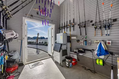 305 Estes Drive, Rockport, TX 78382 - Photo 31