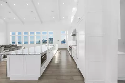 305 Estes Drive, Rockport, TX 78382 - Photo 15